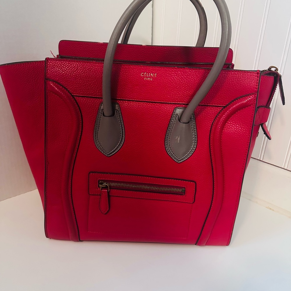 Vibrant Red and Gray Tote